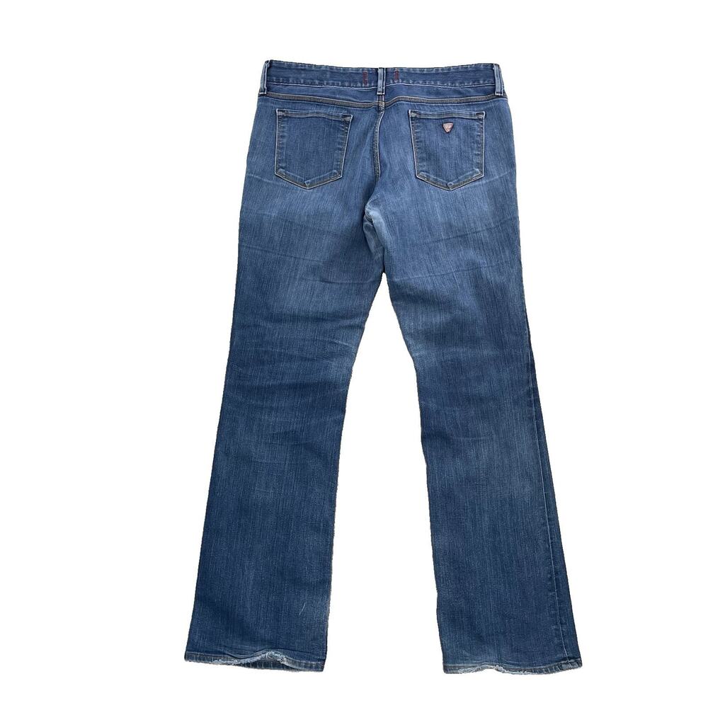 Guess Sarah Fit Boot Jeans Women Size 34 x 32 Inseam Blue Denim Medium Rise 60-9